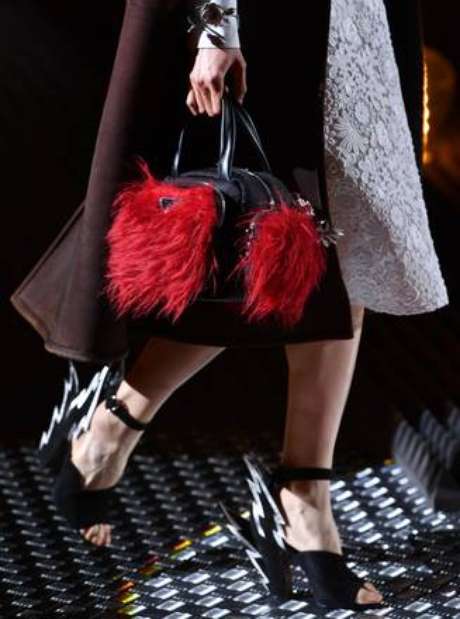 Prada lança coleção-cápsula com nylon reciclado Prada lança coleção-cápsula com nylon reciclado