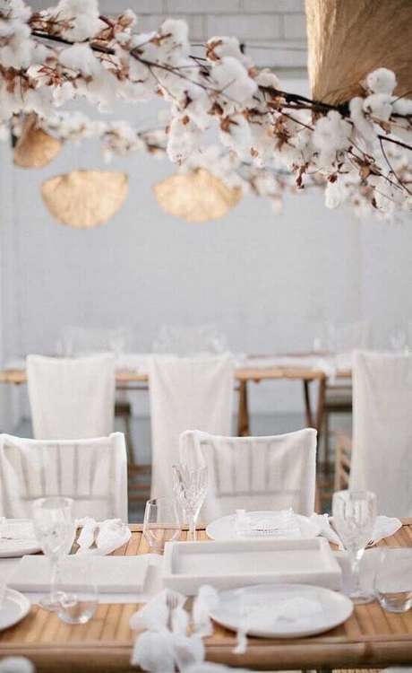 37. Decoração clean e com estilo escandinavo para bodas de algodão – Foto: Styled by Her 37. Decoração clean e com estilo escandinavo para bodas de algodão – Foto: Styled by Her