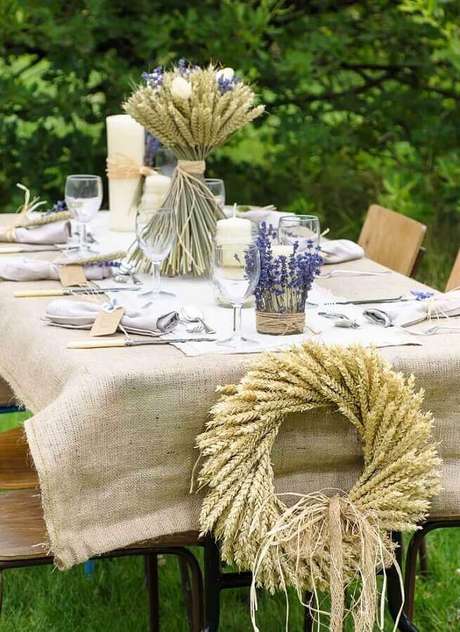 47. Faça uma festa pequena com as pessoas mais próximas para comemorar as suas bodas de casamento – Foto: Love Our Wedding 47. Faça uma festa pequena com as pessoas mais próximas para comemorar as suas bodas de casamento – Foto: Love Our Wedding