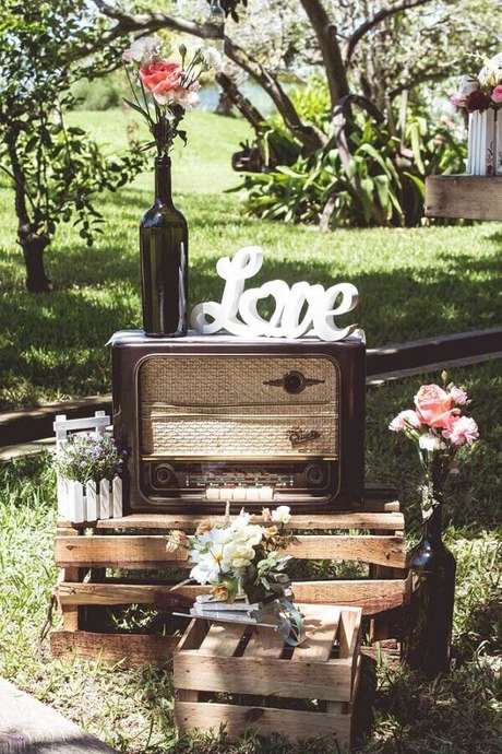 57. Detalhes para decoração rústica para aniversário de casamento bodas ao ar livre – Foto: Weddbrook 57. Detalhes para decoração rústica para aniversário de casamento bodas ao ar livre – Foto: Weddbrook