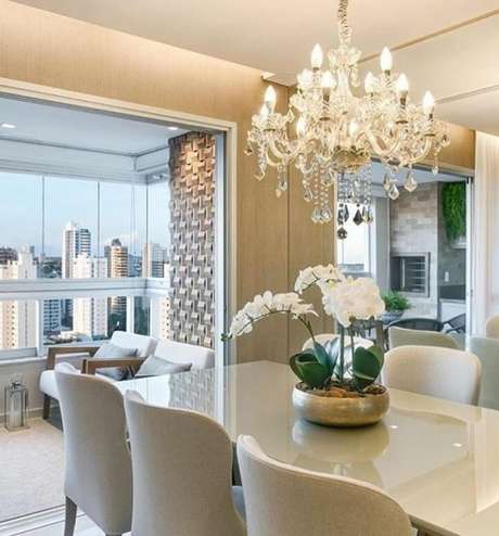 1. Lustre candelabro Champagne – Por: Pinterest 1. Lustre candelabro Champagne – Por: Pinterest