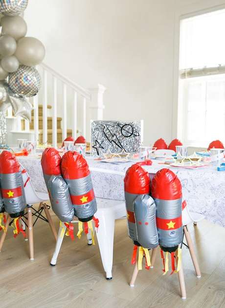 24. Temas de festa infantil Astronauta – Por: Pinterest 24. Temas de festa infantil Astronauta – Por: Pinterest