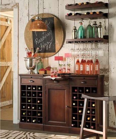 65. Mini adega para vinhos de madeira para ter na sala de estar – Por: Viva 65. Mini adega para vinhos de madeira para ter na sala de estar – Por: Viva