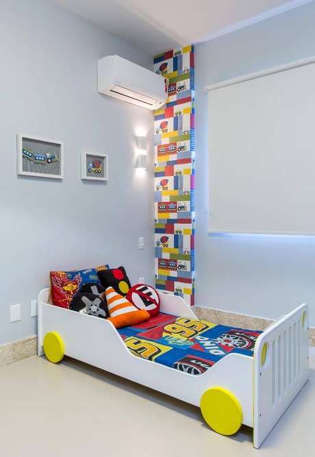 61. Cama infantil carros com almofadas personalizadas – Por: Milla Holtz 61. Cama infantil carros com almofadas personalizadas – Por: Milla Holtz