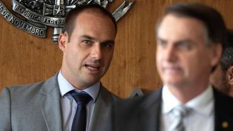 O presidente Jair Bolsonaro afirmou que escolheu o filho Eduardo para o cargo de embaixador do Brasil nos Estados Unidos O presidente Jair Bolsonaro afirmou que escolheu o filho Eduardo para o cargo de embaixador do Brasil nos Estados Unidos