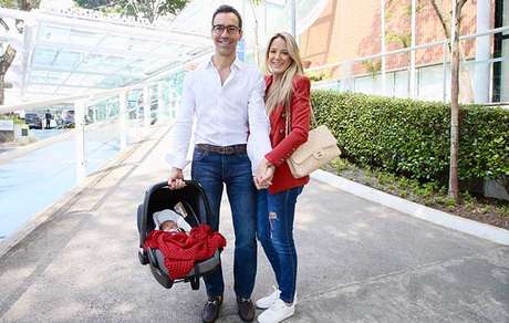 Manuella chegou e encantou Tralli Ticiane Pinheiro e Rafa Manuella chegou e encantou Tralli Ticiane Pinheiro e Rafa