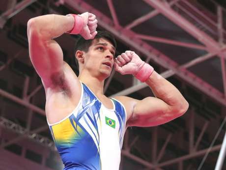 Francisco Barreto é o último a se apresentar e supera Arthur Nory para ficar com o ouro. (Ricardo Bufolin/CBG) Francisco Barreto é o último a se apresentar e supera Arthur Nory para ficar com o ouro. (Ricardo Bufolin/CBG)