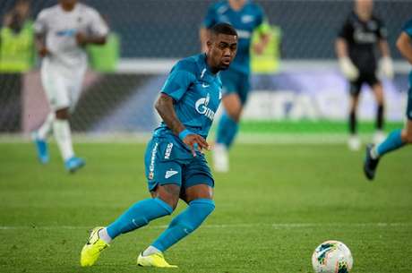 Brasileiro em campo pelo Zenit (Foto: Divulgação) Brasileiro em campo pelo Zenit (Foto: Divulgação)