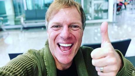Ciro Bottini com o sorrisão que é a sua marca registrada na TV Ciro Bottini com o sorrisão que é a sua marca registrada na TV