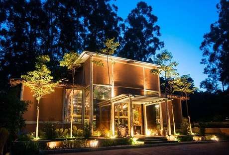 3. Fachada de casa sobrado pré fabricada – Foto: Habitissimo
