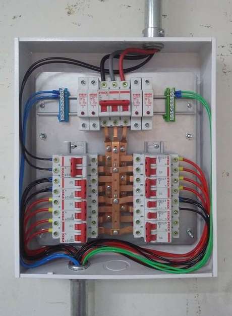 3. A instalação elétrica da sua casa pode ser mais simples do você pensa. Foto: Ensinando Elétrica 3. A instalação elétrica da sua casa pode ser mais simples do você pensa. Foto: Ensinando Elétrica