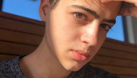 Joshua Rush disse ter vivido conflito interno durante anos antes de falar abertamente da sexualidade Joshua Rush disse ter vivido conflito interno durante anos antes de falar abertamente da sexualidade