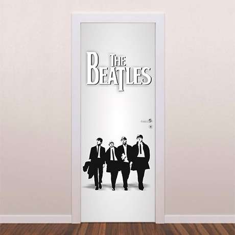 15. Temas musicais também são muito comuns em adesivo de porta. Foto: Brave Impressões 15. Temas musicais também são muito comuns em adesivo de porta. Foto: Brave Impressões