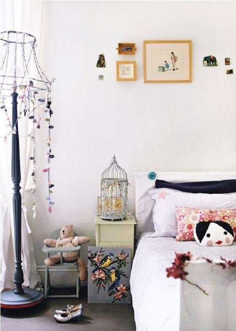 79. Gaiola para decoração de quarto infantil. Fonte: Pinterest 79. Gaiola para decoração de quarto infantil. Fonte: Pinterest