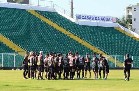 Elenco do Figueirense voltou a treinar nesta sexta-feira - Foto: Patrick Floriani/FFC Elenco do Figueirense voltou a treinar nesta sexta-feira - Foto: Patrick Floriani/FFC