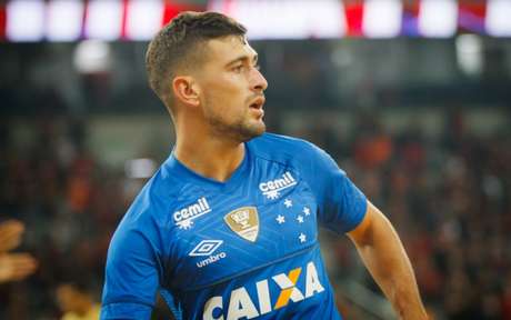 Arrascaeta já deixou a Raposa, brilha no Flamengo, mas ainda gera contratempos para o Cruzeiro-(Vinnicius Silva/Cruzeiro E.C.) Arrascaeta já deixou a Raposa, brilha no Flamengo, mas ainda gera contratempos para o Cruzeiro-(Vinnicius Silva/Cruzeiro E.C.)