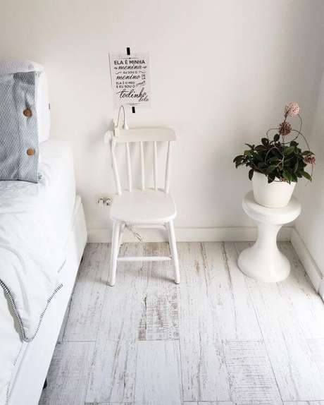 23. Pisos para quarto de madeira rústica – Por: Casa da Pati 23. Pisos para quarto de madeira rústica – Por: Casa da Pati