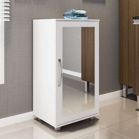 46. Sapateira com espelho pequena ideal para ambientes compactos. Fonte: Pinterest 46. Sapateira com espelho pequena ideal para ambientes compactos. Fonte: Pinterest
