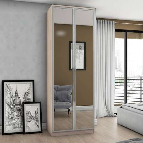 4. Sapateira com espelho duas portas maximiza o ambiente do quarto de casal. Fonte: Madeira Madeira 4. Sapateira com espelho duas portas maximiza o ambiente do quarto de casal. Fonte: Madeira Madeira