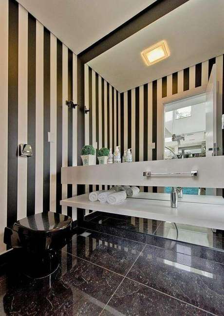 35. A toalha de lavabo pode ser um simples componente, sem apelo visual. Projeto de Espaço do Traço Arquitetura 35. A toalha de lavabo pode ser um simples componente, sem apelo visual. Projeto de Espaço do Traço Arquitetura