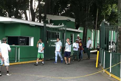 Organizada se reúne com Mattos e pede sua saída do Palmeiras