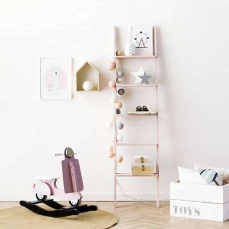 60. Estante de madeira para quarto. Fonte: Pinterest 60. Estante de madeira para quarto. Fonte: Pinterest