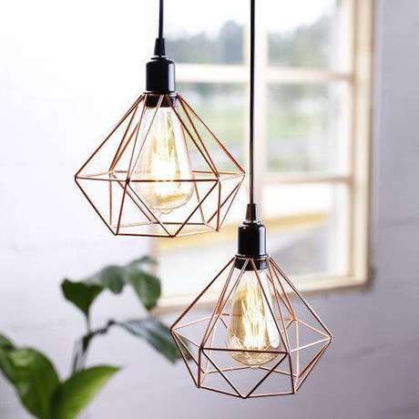 22. O pendente em formato diamante – Por: Pinterest 22. O pendente em formato diamante – Por: Pinterest