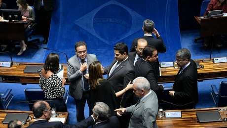 Senadores tentaram votar o texto na última quarta-feira (11), mas não houve acordo