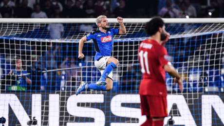 Liverpool saiu derrotado em Nápoles (Foto: AFP) Liverpool saiu derrotado em Nápoles (Foto: AFP)
