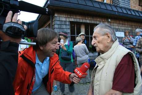 Aos 106 anos, morre o sobrevivente mais velho do Holocausto Aos 106 anos, morre o sobrevivente mais velho do Holocausto