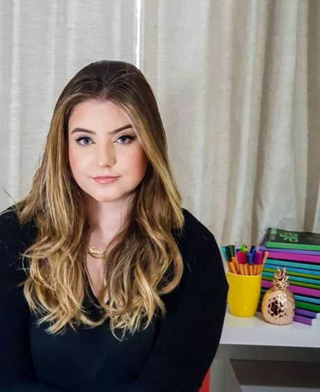 Estudante Maria Fernanda Storion, aluna do Anglo Estudante Maria Fernanda Storion, aluna do Anglo
