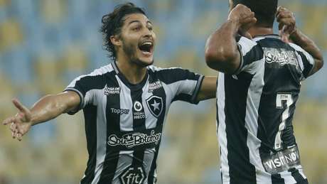 Marcinho ganha chance com Tite (Foto: Vítor Silva/Botafogo) Marcinho ganha chance com Tite (Foto: Vítor Silva/Botafogo)