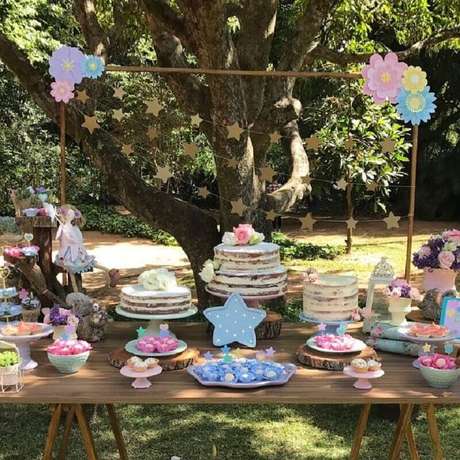 16. Decoração de aniversário piquenique em tons pastéis e com detalhes rústicos – Foto: Natália Escudeiro