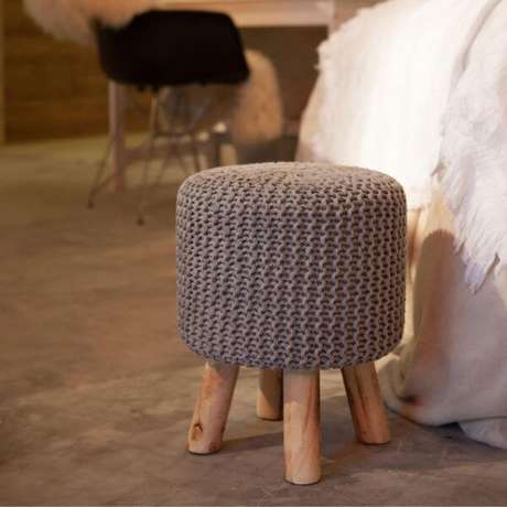 7. Puff de crochê cinza – Por: Shoptime 7. Puff de crochê cinza – Por: Shoptime