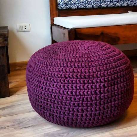 24. Puff de crochê roxo para sala de estar – Por: Mercado Livre 24. Puff de crochê roxo para sala de estar – Por: Mercado Livre