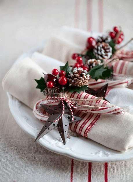 49. Guardanapo de tecido para mesa de natal – Por: Passo a passo 49. Guardanapo de tecido para mesa de natal – Por: Passo a passo