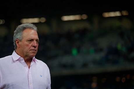 Abel Braga reclamou muito da arbitragem de campo e do VAR no duelo da Raposa com o Bahia- (Vinnicius Silva/Cruzeiro) Abel Braga reclamou muito da arbitragem de campo e do VAR no duelo da Raposa com o Bahia- (Vinnicius Silva/Cruzeiro)