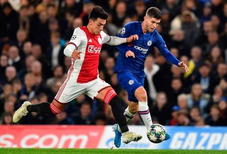 Ajax e Chelsea fizeram um grande jogo nesta terça-feira pela Champions League (Foto: GLYN KIRK/AFP) Ajax e Chelsea fizeram um grande jogo nesta terça-feira pela Champions League (Foto: GLYN KIRK/AFP)