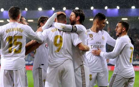 Real Madrid conseguiu mais um ótimo resultado neste sábado (Foto: ANDER GILLENEA/AFP) Real Madrid conseguiu mais um ótimo resultado neste sábado (Foto: ANDER GILLENEA/AFP)