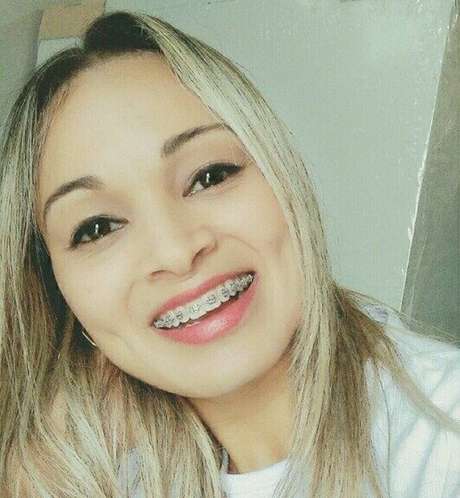 A vendedora Janaína da Silva Santos foi morta por um subtenente da Polícia Militar, em Registro, interior de São Paulo. Expulso da corporação, ele foi condenado a 13 anos de prisão. A vendedora Janaína da Silva Santos foi morta por um subtenente da Polícia Militar, em Registro, interior de São Paulo. Expulso da corporação, ele foi condenado a 13 anos de prisão.