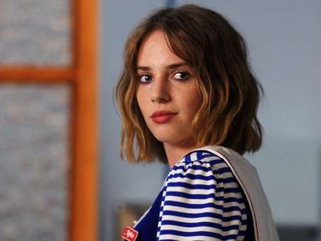 "Stranger Things": atriz ficou feliz com a forma que a sexualidade da Robin foi abordada na série