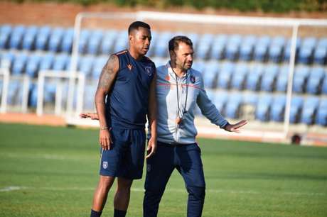 Atualmente, Robinho atua na Turquia (Foto: Divulgação / Istanbul Basaksehir) Atualmente, Robinho atua na Turquia (Foto: Divulgação / Istanbul Basaksehir)