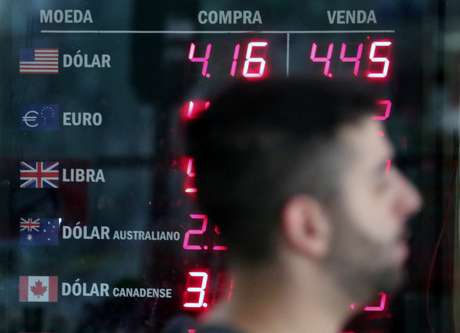 Para especialista, turismo local será beneficiado ao absorver fatia que desistiu de viagem ao exterior Para especialista, turismo local será beneficiado ao absorver fatia que desistiu de viagem ao exterior