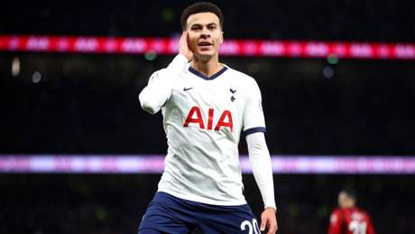Dele Alli brilhou neste sábado (Foto: Divulgação Twitter) Dele Alli brilhou neste sábado (Foto: Divulgação Twitter)