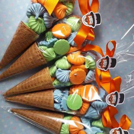 39. Ideia de lembrancinhas para festa Mundo Bita simples – Foto: Pinterest 39. Ideia de lembrancinhas para festa Mundo Bita simples – Foto: Pinterest