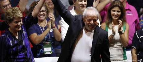 Lula foi solto depois de o STF derrubar prisão após condenação em segunda instância Lula foi solto depois de o STF derrubar prisão após condenação em segunda instância