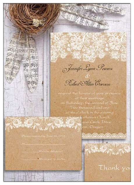 70. Convite de casamento simples e rústico com estampa de renda – Foto: Elegant Wedding Invites