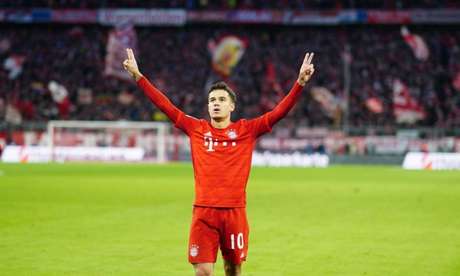 Coutinho comemora um dos três gols marcados (Foto: Divulgação / Twitter) Coutinho comemora um dos três gols marcados (Foto: Divulgação / Twitter)
