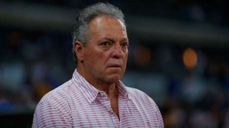 Abel Braga trabalhou pela última vez no recém-rebaixado Cruzeiro (Foto: Vinnicius Silva/Cruzeiro) Abel Braga trabalhou pela última vez no recém-rebaixado Cruzeiro (Foto: Vinnicius Silva/Cruzeiro)