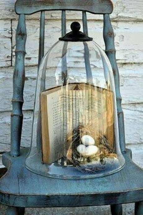 34. A redoma pode ter até mesmo livros. Foto: Pinterest 34. A redoma pode ter até mesmo livros. Foto: Pinterest